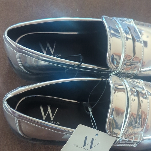 Worthington Silver Metallic Loafers Slip-On Shoes - Picture 3 of 5